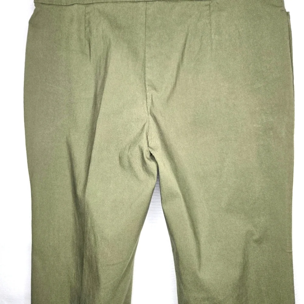 Liz Claiborne Ankle Pants. Olive green. 16 - Picture 6 of 12
